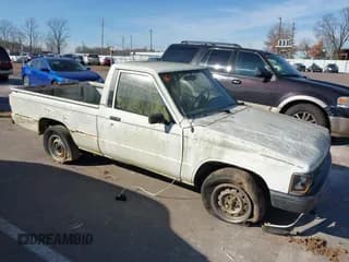 ✅ 1987 Toyota Pickup • VIN: JT4RN50RXH0301701 • Lot: 43918193. Listed on IAAI with 324,295 mi. Free auction sales archive from the USA and detailed vehicle history report at DreamBid. Image 1.
