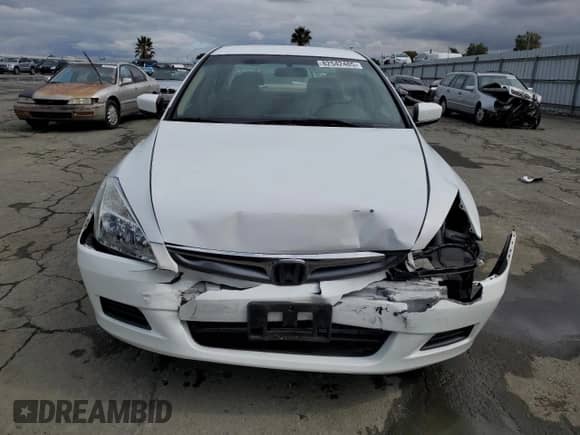 2006 Honda Accord LX с VIN 1HGCM56456A107185, выставлен на аукционе Copart как лот 82542485 с пробегом 102 502 миль миль и Списание • Salvage title. История ставок и продаж доступна на DreamBid. Изображение 5.