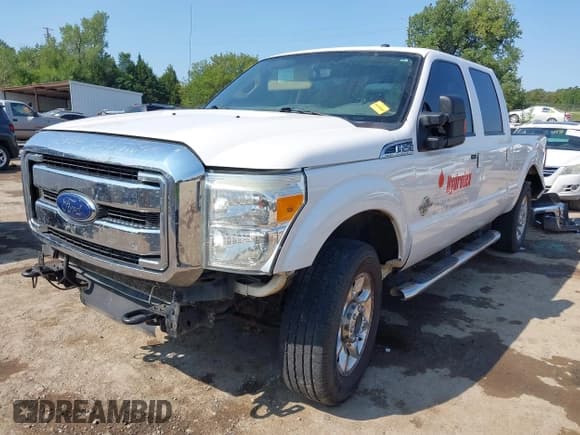 ✅ 2015 Ford F-250 Lariat • VIN: 1FT7W2BT4FEC52863 • Лот: 43061179. Опубликован ранее на IAAI с пробегом 329 739 миль. Бесплатный доступ к архиву аукционных продаж из США и подробный отчёт об истории автомобиля на DreamBid. Изображение 2.