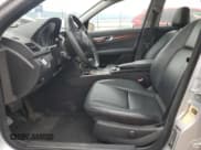 ✅ 2011 Mercedes-Benz C 300 Sport • VIN: WDDGF8BBXBR148137 • Lot: 82447305. Wystawiony na Copart z przebiegiem Nie podano. Bezpłatny archiwum sprzedaży aukcyjnych z USA i szczegółowy raport historii pojazdu na DreamBid. Zdjęcie 7.