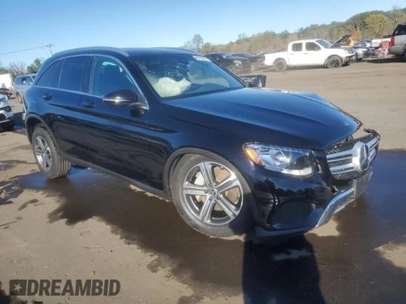 ✅ 2019 Mercedes-Benz GLC 300 • VIN: WDC0G4KB2KV164447 • Лот: 86790015. Опубликован ранее на Copart с пробегом 68 218 миль. Бесплатный доступ к архиву аукционных продаж из США и подробный отчёт об истории автомобиля на DreamBid. Изображение 4.