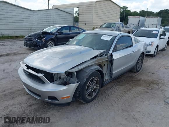✅ 2011 Ford Mustang V6 • VIN: 1ZVBP8AMXB5166226 • Lot: 40377235. Listed on IAAI with 111,198 mi. Free auction sales archive from the USA and detailed vehicle history report at DreamBid. Image 18.