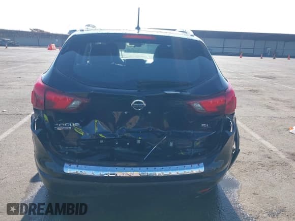 ✅ 2018 Nissan Rogue S • VIN: JN1BJ1CP3JW196022 • Lot: 42587752. Listed on IAAI with 77,639 mi. Free auction sales archive from the USA and detailed vehicle history report at DreamBid. Image 16.