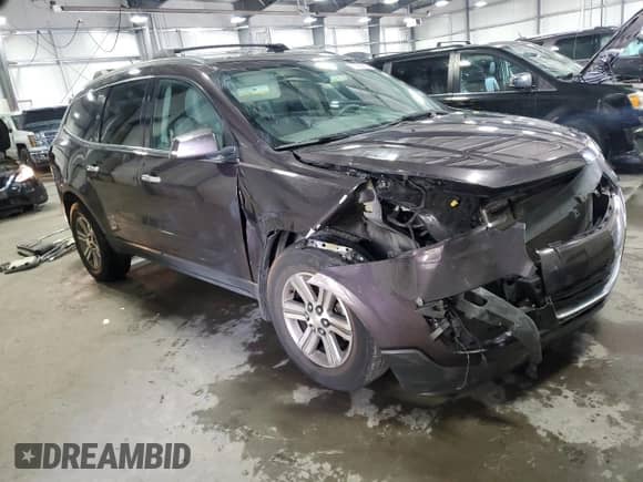 2015 Chevrolet Traverse LT z VIN 1GNKVHKD6FJ208676, wystawiony jako Copart lot #71106745 z przebiegiem 136 787 mil mil oraz Szkoda całkowita • Salvage title. Historia ofert i sprzedaży dostępna na DreamBid. Obrazek 4.