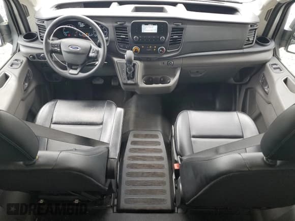 ✅ 2022 Ford Transit Cargo • VIN: 1FTBR1C8XNKA05854 • Лот: 57170555. Опубликован ранее на Copart с пробегом 119 996 миль. Бесплатный доступ к архиву аукционных продаж из США и подробный отчёт об истории автомобиля на DreamBid. Изображение 8.