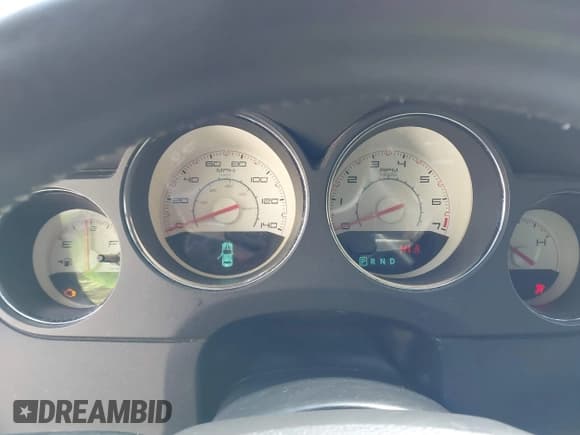 ✅ 2013 Dodge Challenger SXT • VIN: 2C3CDYAG5DH693813 • Lot: 43558979. Listed on IAAI with 188,863 mi. Free auction sales archive from the USA and detailed vehicle history report at DreamBid. Image 7.