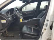 ✅ 2013 Mercedes-Benz C 300 Sport • VIN: WDDGF8AB5DG081074 • Lot: 91269065. Wystawiony na Copart z przebiegiem 90 610 mil. Bezpłatny archiwum sprzedaży aukcyjnych z USA i szczegółowy raport historii pojazdu na DreamBid. Zdjęcie 7.