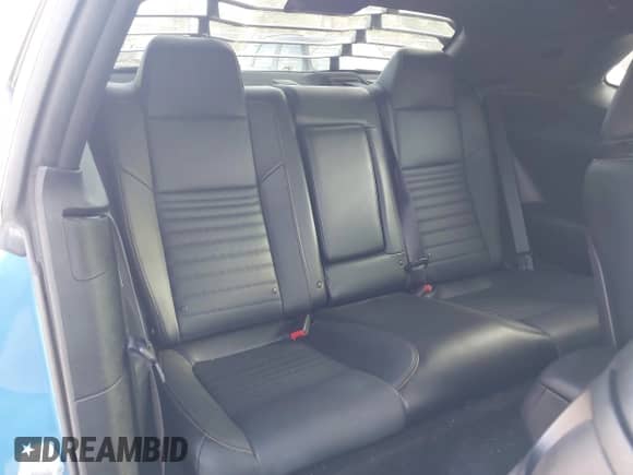 2015 Dodge Challenger R/T Plus z VIN 2C3CDZBT9FH804335, wystawiony jako IAAI lot #43386188 z przebiegiem 42 915 mil mil oraz . Historia ofert i sprzedaży dostępna na DreamBid. Obrazek 8.