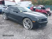 ✅ 2010 Chevrolet Camaro 1LT • VIN: 2G1FB1EV5A9145615 • Лот: 43253450. Опубликован ранее на IAAI с пробегом 233 458 миль. Бесплатный доступ к архиву аукционных продаж из США и подробный отчёт об истории автомобиля на DreamBid. Изображение 1.