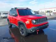 ✅ 2017 Jeep Renegade Trailhawk • VIN: ZACCJBCB3HPF28513 • Lot: 43738016. Wystawiony na IAAI z przebiegiem 120 328 mil. Bezpłatny archiwum sprzedaży aukcyjnych z USA i szczegółowy raport historii pojazdu na DreamBid. Zdjęcie 1.