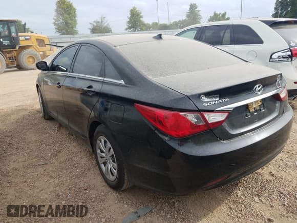 ✅ 2012 Hyundai Sonata GLS • VIN: 5NPEB4AC2CH497821 • Lot: 68824014. Listed on Copart with 136,293 mi. Free auction sales archive from the USA and detailed vehicle history report at DreamBid. Image 3.