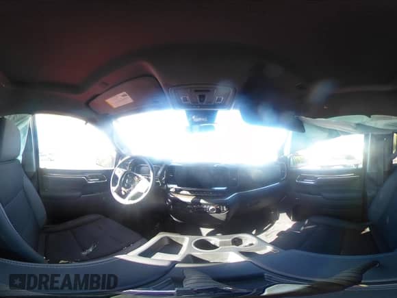 2024 Chevrolet Silverado 1500 LT с VIN 3GCUDDED0RG230008, выставлен на аукционе IAAI как лот 43320726 с пробегом 6 484 миль миль и . История ставок и продаж доступна на DreamBid. Изображение 17.