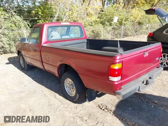 ✅ 1994 Ford Ranger Splash • VIN: 1FTCR10U0RUD13552 • Lot: 43636392. Listed on IAAI with 229,818 mi. Free auction sales archive from the USA and detailed vehicle history report at DreamBid. Image 3.