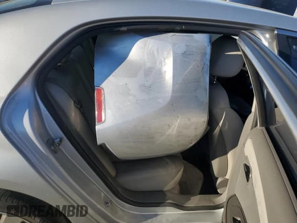 ✅ 2012 Chevrolet Malibu 2LT • VIN: 1G1ZD5E00CF379688 • Lot: 73249454. Listed on Copart with 155,753 mi. Free auction sales archive from the USA and detailed vehicle history report at DreamBid. Image 10.