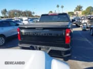 ✅ 2023 Chevrolet Silverado 1500 Custom • VIN: 3GCPABEK5PG262216 • Lot: 43852032. Wystawiony na IAAI z przebiegiem 34 397 mil. Bezpłatny archiwum sprzedaży aukcyjnych z USA i szczegółowy raport historii pojazdu na DreamBid. Zdjęcie 16.