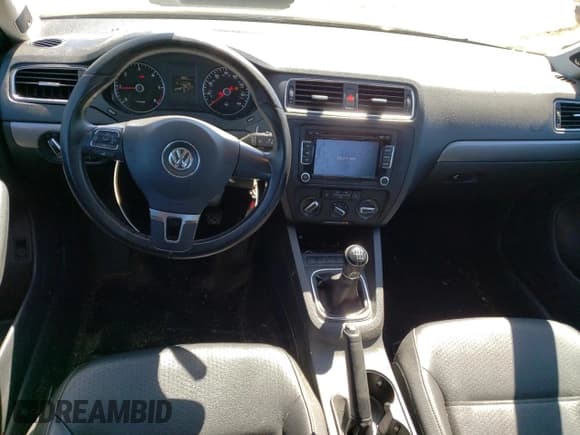 ✅ 2013 Volkswagen Jetta TDI w/Premium/Nav • VIN: 3VW3L7AJ7DM376098 • Lot: 65588905. Listed on Copart with 178,910 mi. Free auction sales archive from the USA and detailed vehicle history report at DreamBid. Image 8.