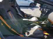 ✅ 2019 McLaren 570S • VIN: SBM13FAA4KW007983 • Lot: 64694102. Wystawiony na Copart z przebiegiem Nie podano. Bezpłatny archiwum sprzedaży aukcyjnych z USA i szczegółowy raport historii pojazdu na DreamBid. Zdjęcie 5.