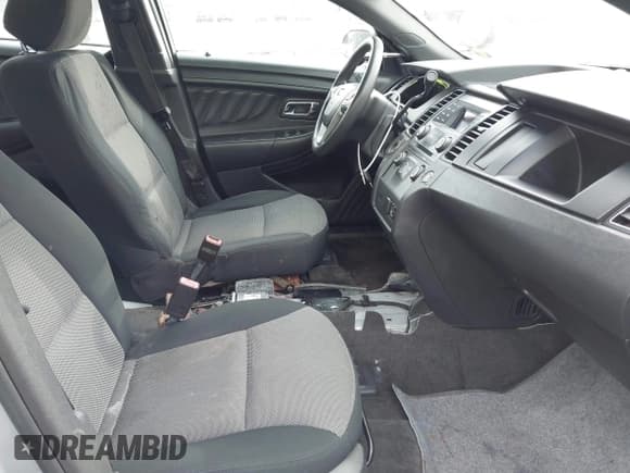 ✅ 2013 Ford Police Interceptor • VIN: 1FAHP2M87DG121413 • Lot: 41248744. Listed on IAAI with 144,196 mi. Free auction sales archive from the USA and detailed vehicle history report at DreamBid. Image 5.