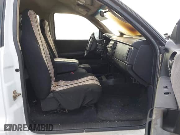 2003 Dodge Dakota SLT with VIN 1D7HL42X33S181413, listed as a IAAI auction lot 42000892 with Not provided miles and . Bid and sale history available at DreamBid. Image 5.