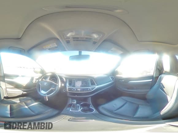 ✅ 2016 Toyota Highlander XLE • VIN: 5TDJKRFH9GS504134 • Lot: 90221215. Wystawiony na Copart z przebiegiem 79 181 mil. Bezpłatny archiwum sprzedaży aukcyjnych z USA i szczegółowy raport historii pojazdu na DreamBid. Zdjęcie 15.