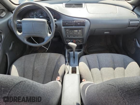 ✅ 2002 Chevrolet Cavalier • VIN: 1G1JC524627152070 • Lot: 81333875. Listed on Copart with 129,650 mi. Free auction sales archive from the USA and detailed vehicle history report at DreamBid. Image 8.