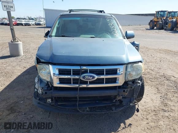 ✅ 2011 Ford Escape Hybrid • VIN: 1FMCU4K34BKA60771 • Lot: 42283654. Wystawiony na IAAI z przebiegiem 158 570 mil. Bezpłatny archiwum sprzedaży aukcyjnych z USA i szczegółowy raport historii pojazdu na DreamBid. Zdjęcie 6.