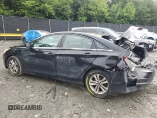 ✅ 2013 Hyundai Sonata GLS • VIN: 5NPEB4AC7DH742677 • Lot: 62876454. Listed on Copart with 240,222 mi. Free auction sales archive from the USA and detailed vehicle history report at DreamBid. Image 2.