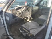 ✅ 2013 Chevrolet Silverado 1500 • VIN: 1GB5CZCGXDZ215076 • Lot: 47763275. Wystawiony na Copart z przebiegiem 260 691 mil. Bezpłatny archiwum sprzedaży aukcyjnych z USA i szczegółowy raport historii pojazdu na DreamBid. Zdjęcie 8.