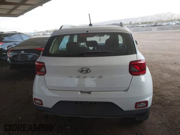 ✅ 2023 Hyundai Venue SEL • VIN: KMHRC8A38PU215372 • Lot: 41515500. Listed on IAAI with 65,685 mi. Free auction sales archive from the USA and detailed vehicle history report at DreamBid. Image 16.