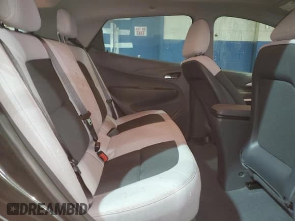 ✅ 2021 Chevrolet Bolt EV LT • VIN: 1G1FY6S08M4101944 • Lot: 47180805. Wystawiony na Copart z przebiegiem 72 575 mil. Bezpłatny archiwum sprzedaży aukcyjnych z USA i szczegółowy raport historii pojazdu na DreamBid. Zdjęcie 10.