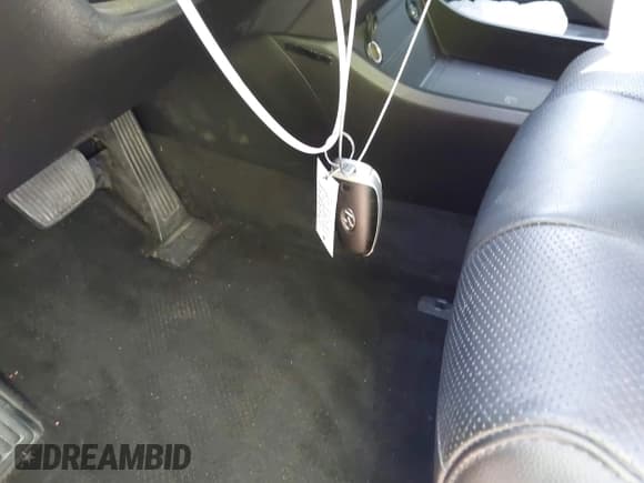 ✅ 2022 Hyundai Santa Fe SEL • VIN: 5NMS34AJ7NH445194 • Lot: 43362263. Listed on IAAI with 47,378 mi. Free auction sales archive from the USA and detailed vehicle history report at DreamBid. Image 11.