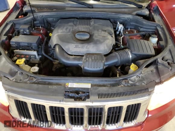 ✅ 2011 Jeep Grand Cherokee Laredo • VIN: 1J4RR4GGXBC575869 • Lot: 56389475. Listed on Copart with 131,204 mi. Free auction sales archive from the USA and detailed vehicle history report at DreamBid. Image 12.