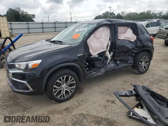 2018 Mitsubishi Outlander ES with VIN JA4AP3AUXJU019632, listed as a Copart auction lot 70927255 with 114,170 mi miles and Salvage title. Bid and sale history available at DreamBid. Image 1.