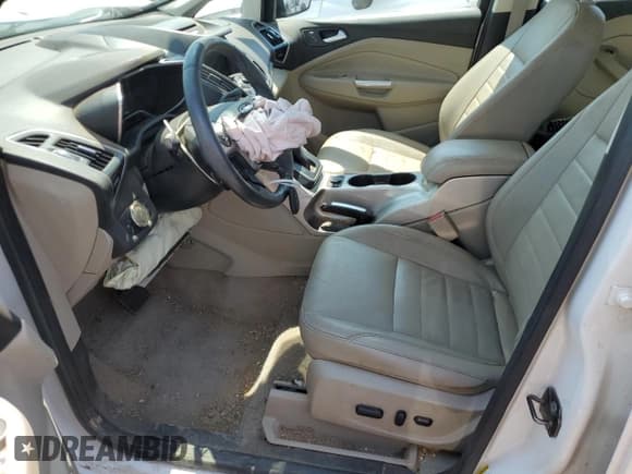 ✅ 2013 Ford C-Max SEL • VIN: 1FADP5BU5DL531960 • Lot: 56558405. Wystawiony na Copart z przebiegiem 93 411 mil. Bezpłatny archiwum sprzedaży aukcyjnych z USA i szczegółowy raport historii pojazdu na DreamBid. Zdjęcie 7.