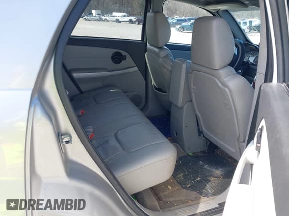 ✅ 2007 Chevrolet Equinox LT • VIN: 2CNDL63F376107827 • Лот: 41436172. Опубликован ранее на IAAI с пробегом 167 771 миль. Бесплатный доступ к архиву аукционных продаж из США и подробный отчёт об истории автомобиля на DreamBid. Изображение 8.