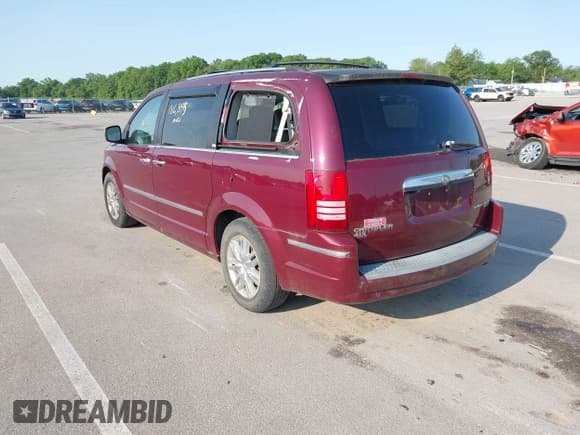 ✅ 2009 Chrysler Town & Country Limited • VIN: 2A8HR64X69R568431 • Lot: 42401479. Listed on IAAI with Not provided. Free auction sales archive from the USA and detailed vehicle history report at DreamBid. Image 3.