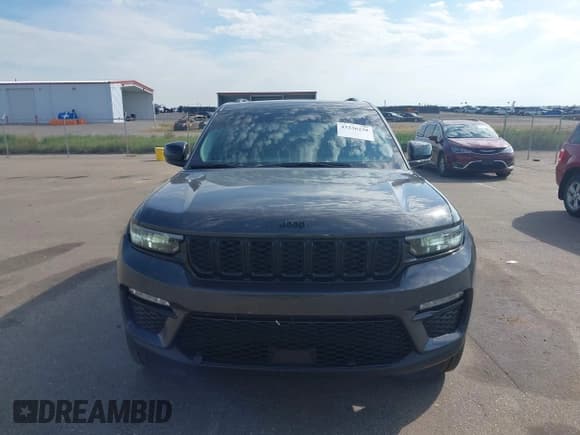 ✅ 2023 Jeep Grand Cherokee Limited • VIN: 1C4RJHBG7PC667105 • Lot: 43236228. Wystawiony na IAAI z przebiegiem 37 441 mil. Bezpłatny archiwum sprzedaży aukcyjnych z USA i szczegółowy raport historii pojazdu na DreamBid. Zdjęcie 12.