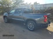 ✅ 2022 Chevrolet Silverado 1500 RST • VIN: 1GCUYEED6NZ105552 • Лот: 85484795. Опубликован ранее на Copart с пробегом 56 148 миль. Бесплатный доступ к архиву аукционных продаж из США и подробный отчёт об истории автомобиля на DreamBid. Изображение 2.