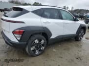 ✅ 2024 Hyundai Kona SEL • VIN: KM8HCCAB8RU070939 • Лот: 43383435. Опубликован ранее на Copart с пробегом 5 120 миль. Бесплатный доступ к архиву аукционных продаж из США и подробный отчёт об истории автомобиля на DreamBid. Изображение 3.