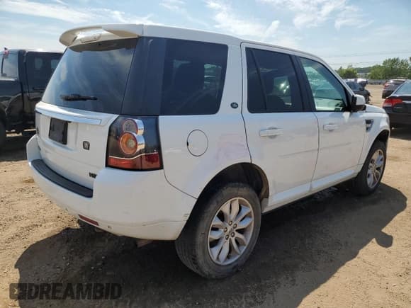 ✅ 2013 Land Rover LR2 • VIN: SALFR2BG6DH335365 • Lot: 64498625. Wystawiony na Copart z przebiegiem 133 266 mil. Bezpłatny archiwum sprzedaży aukcyjnych z USA i szczegółowy raport historii pojazdu na DreamBid. Zdjęcie 3.