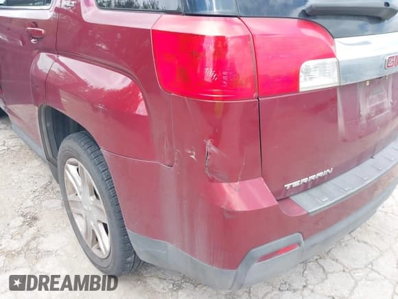 ✅ 2011 GMC Terrain SLT-1 • VIN: 2CTALUEC3B6215893 • Lot: 39968307. Wystawiony na IAAI z przebiegiem 164 416 mil. Bezpłatny archiwum sprzedaży aukcyjnych z USA i szczegółowy raport historii pojazdu na DreamBid. Zdjęcie 6.