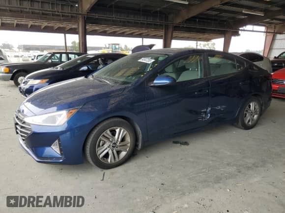 2020 Hyundai Elantra SEL z VIN 5NPD84LF9LH627627, wystawiony jako Copart lot #84047285 z przebiegiem 34 562 mil mil oraz Szkoda całkowita • Salvage title. Historia ofert i sprzedaży dostępna na DreamBid. Obrazek 1.