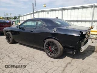 ✅ 2022 Dodge Challenger R/T Scat Pack Widebody • VIN: 2C3CDZFJ3NH218611 • Lot: 61007463. Wystawiony na Copart z przebiegiem 1 003 mil. Bezpłatny archiwum sprzedaży aukcyjnych z USA i szczegółowy raport historii pojazdu na DreamBid. Zdjęcie 2.