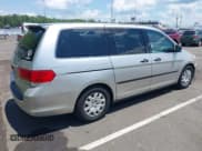 ✅ 2008 Honda Odyssey LX • VIN: 5FNRL382X8B056904 • Lot: 42530609. Listed on IAAI with 238,793 mi. Free auction sales archive from the USA and detailed vehicle history report at DreamBid. Image 4.