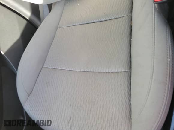 2018 Hyundai Santa Fe 2.4L z VIN 5XYZTDLB7JG569524, wystawiony jako IAAI lot #42570917 z przebiegiem 104 105 mil mil oraz . Historia ofert i sprzedaży dostępna na DreamBid. Obrazek 1.