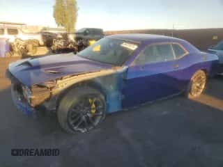2021 Dodge Challenger R/T Scat Pack Widebody z VIN 2C3CDZFJ3MH670749, wystawiony jako Copart lot #80372515 z przebiegiem 69 308 mil mil oraz Szkoda całkowita • Salvage title. Historia ofert i sprzedaży dostępna na DreamBid. Obrazek 1.