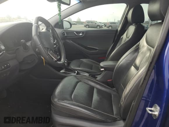 ✅ 2019 Hyundai Ioniq Limited • VIN: KMHC85LC2KU117806 • Lot: 53646615. Wystawiony na Copart z przebiegiem 175 944 mil. Bezpłatny archiwum sprzedaży aukcyjnych z USA i szczegółowy raport historii pojazdu na DreamBid. Zdjęcie 7.