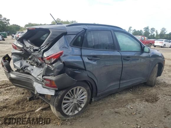 ✅ 2019 Hyundai Kona SEL • VIN: KM8K22AA1KU320263 • Лот: 74235434. Опубликован ранее на Copart с пробегом 84 703 миль. Бесплатный доступ к архиву аукционных продаж из США и подробный отчёт об истории автомобиля на DreamBid. Изображение 3.