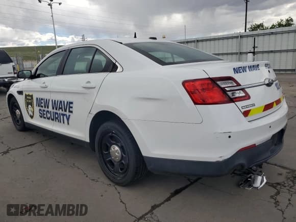 ✅ 2016 Ford Police Interceptor • VIN: 1FAHP2MK1GG119379 • Lot: 55078075. Wystawiony na Copart z przebiegiem 103 181 mil. Bezpłatny archiwum sprzedaży aukcyjnych z USA i szczegółowy raport historii pojazdu na DreamBid. Zdjęcie 2.