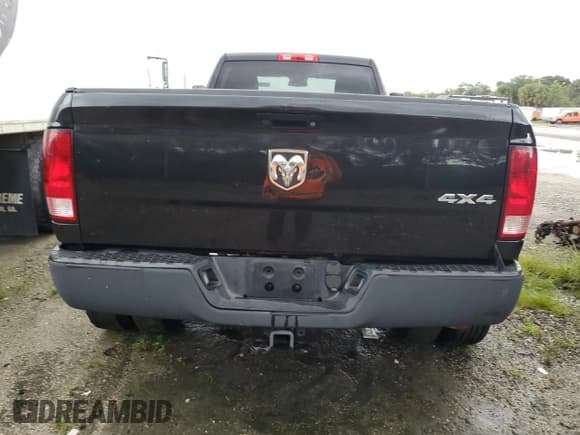 ✅ 2018 Ram 3500 Tradesman • VIN: 3C63RRGL0JG305154 • Лот: 81585535. Опубликован ранее на Copart с пробегом 158 520 миль. Бесплатный доступ к архиву аукционных продаж из США и подробный отчёт об истории автомобиля на DreamBid. Изображение 6.